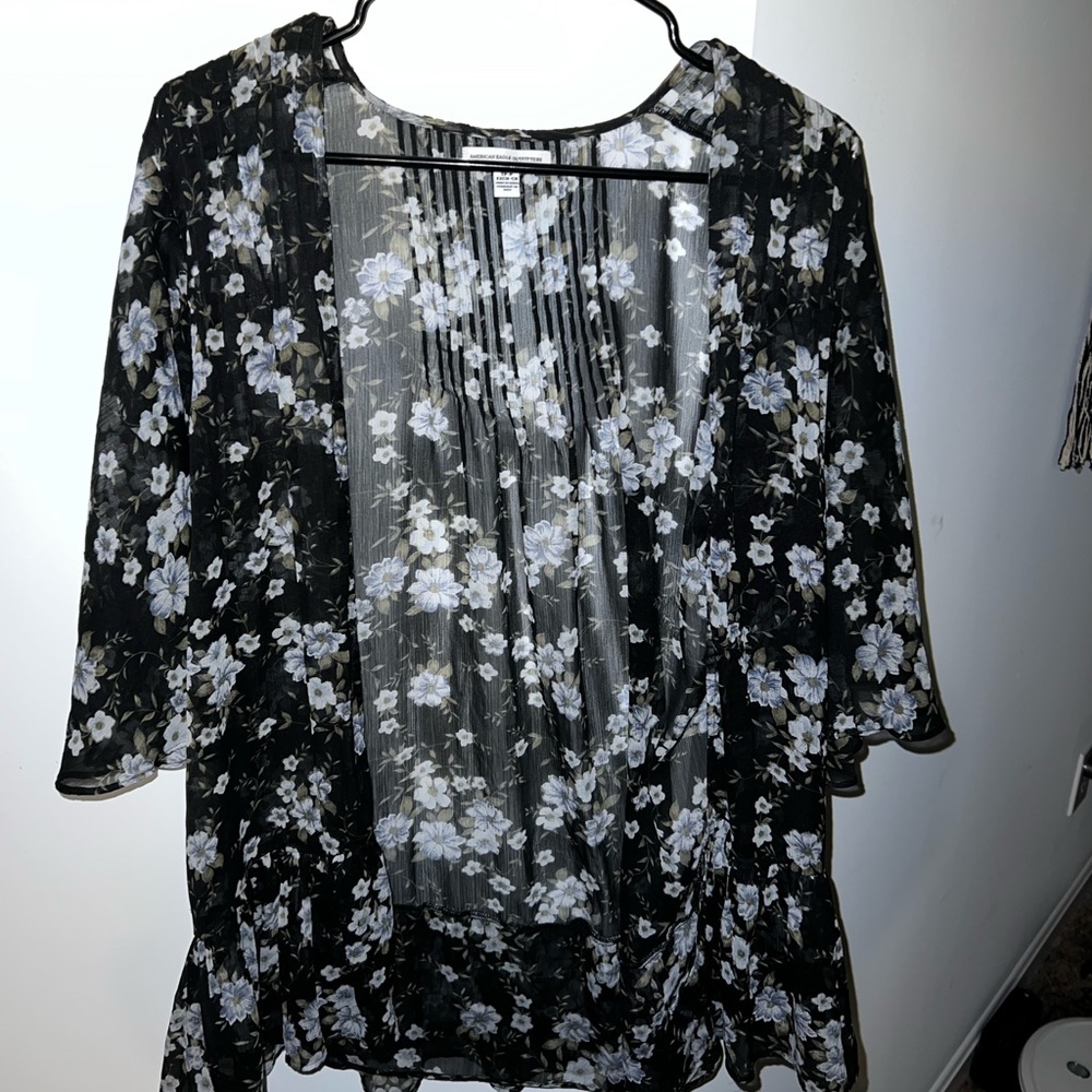 American Eagle floral Shaw